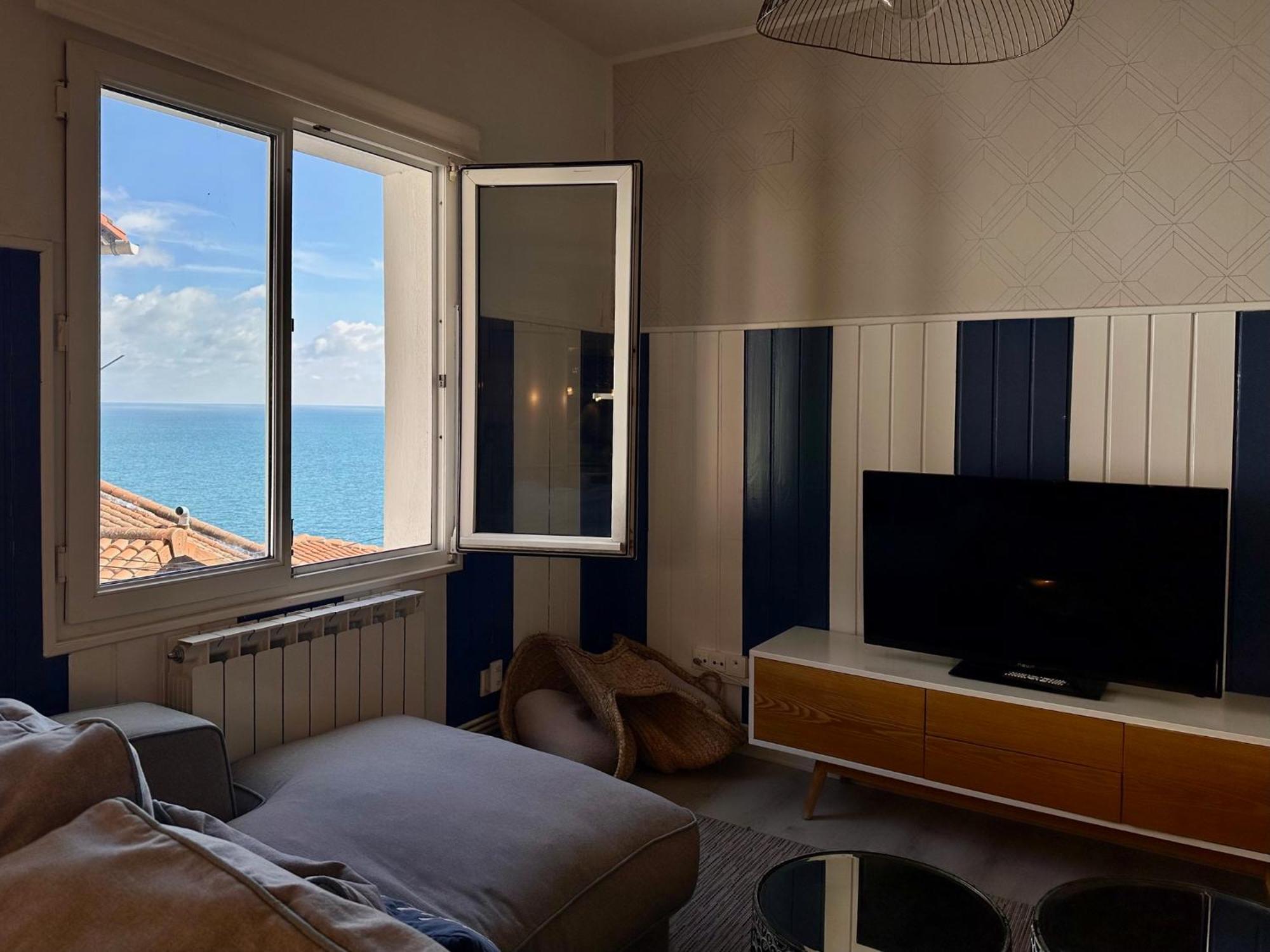 Elan Apartment 엘란초베 외부 사진